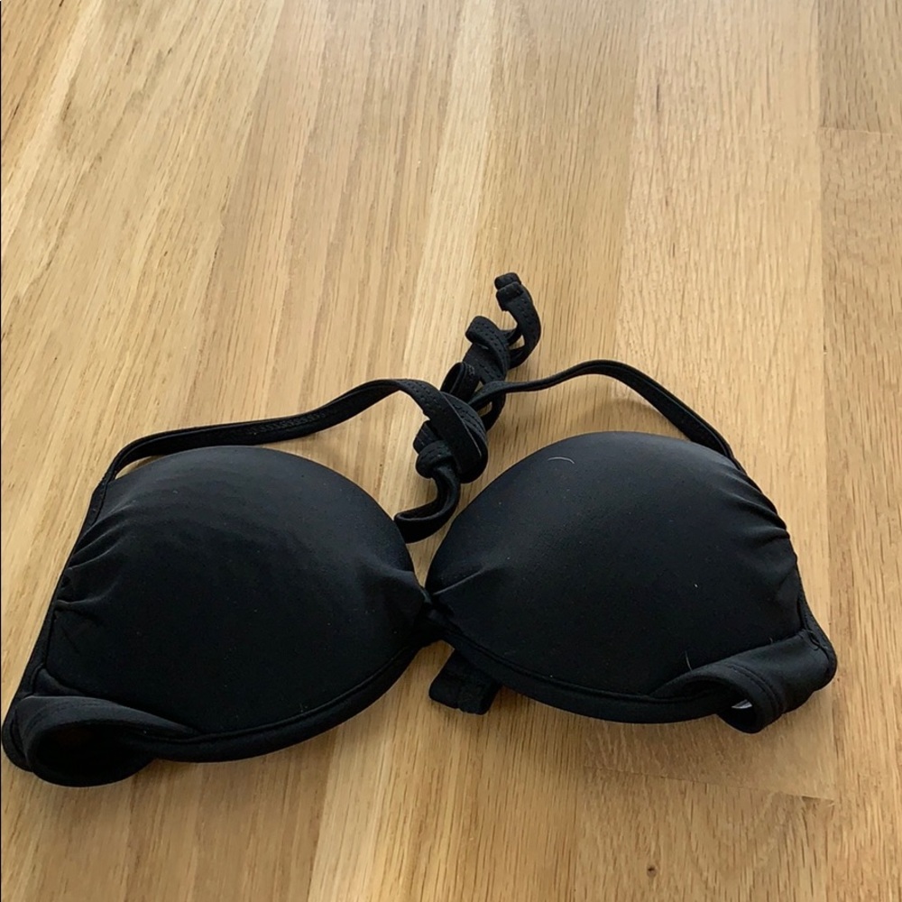 Black bikini top